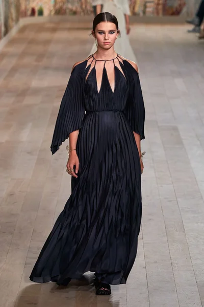 Look 66